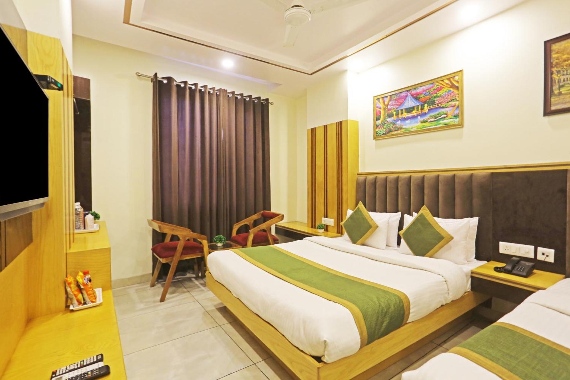 Hotel Aman Imperial Just A Minute Away From New Delhi Railway Station And Connaught Place Nova Deli Exterior foto