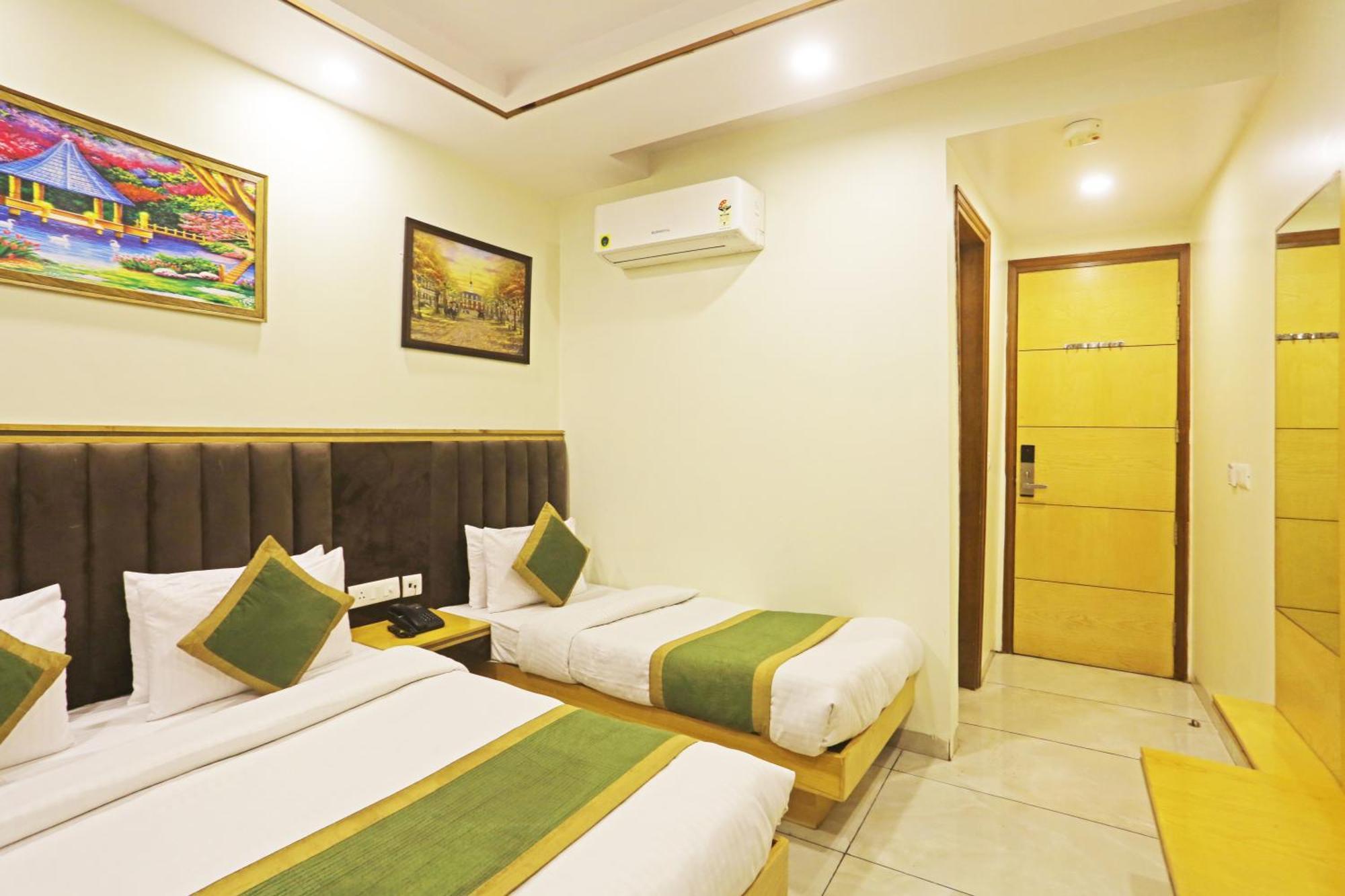 Hotel Aman Imperial Just A Minute Away From New Delhi Railway Station And Connaught Place Nova Deli Exterior foto