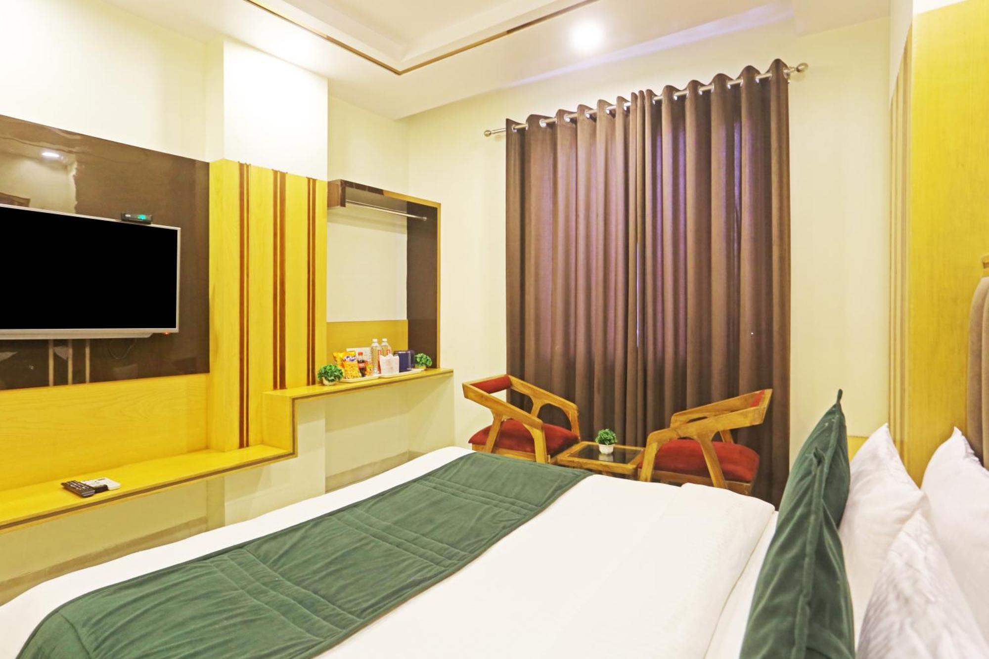 Hotel Aman Imperial Just A Minute Away From New Delhi Railway Station And Connaught Place Nova Deli Exterior foto