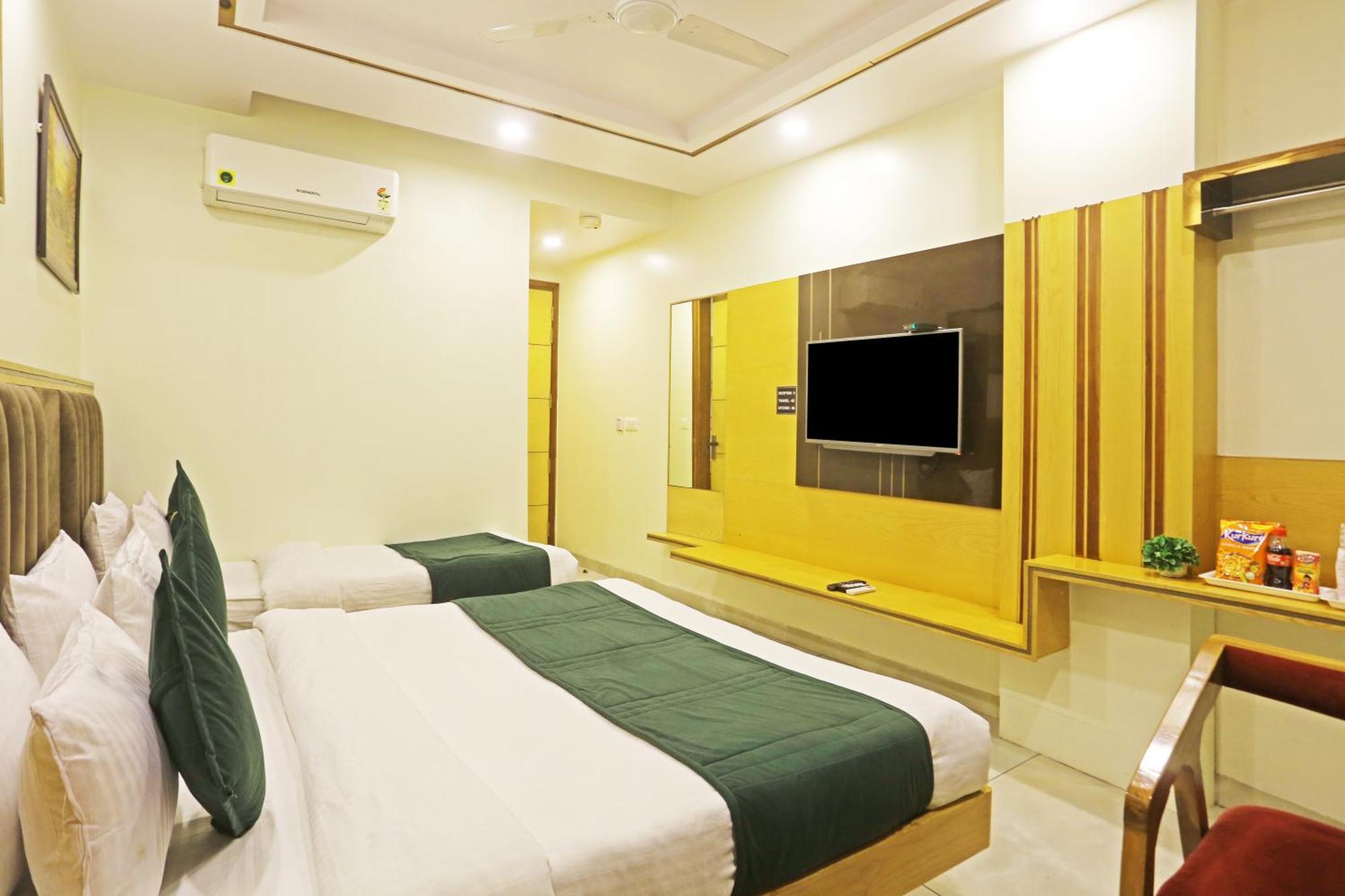 Hotel Aman Imperial Just A Minute Away From New Delhi Railway Station And Connaught Place Nova Deli Exterior foto