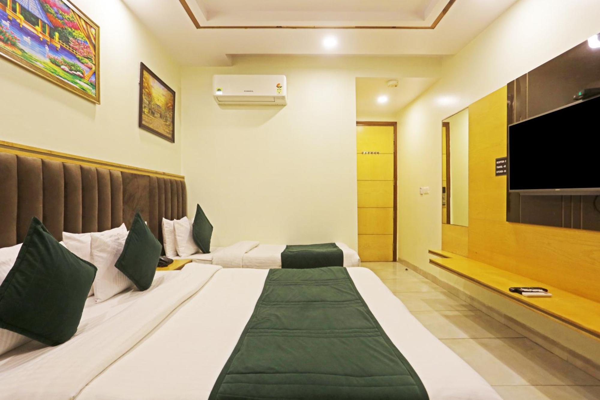 Hotel Aman Imperial Just A Minute Away From New Delhi Railway Station And Connaught Place Nova Deli Exterior foto