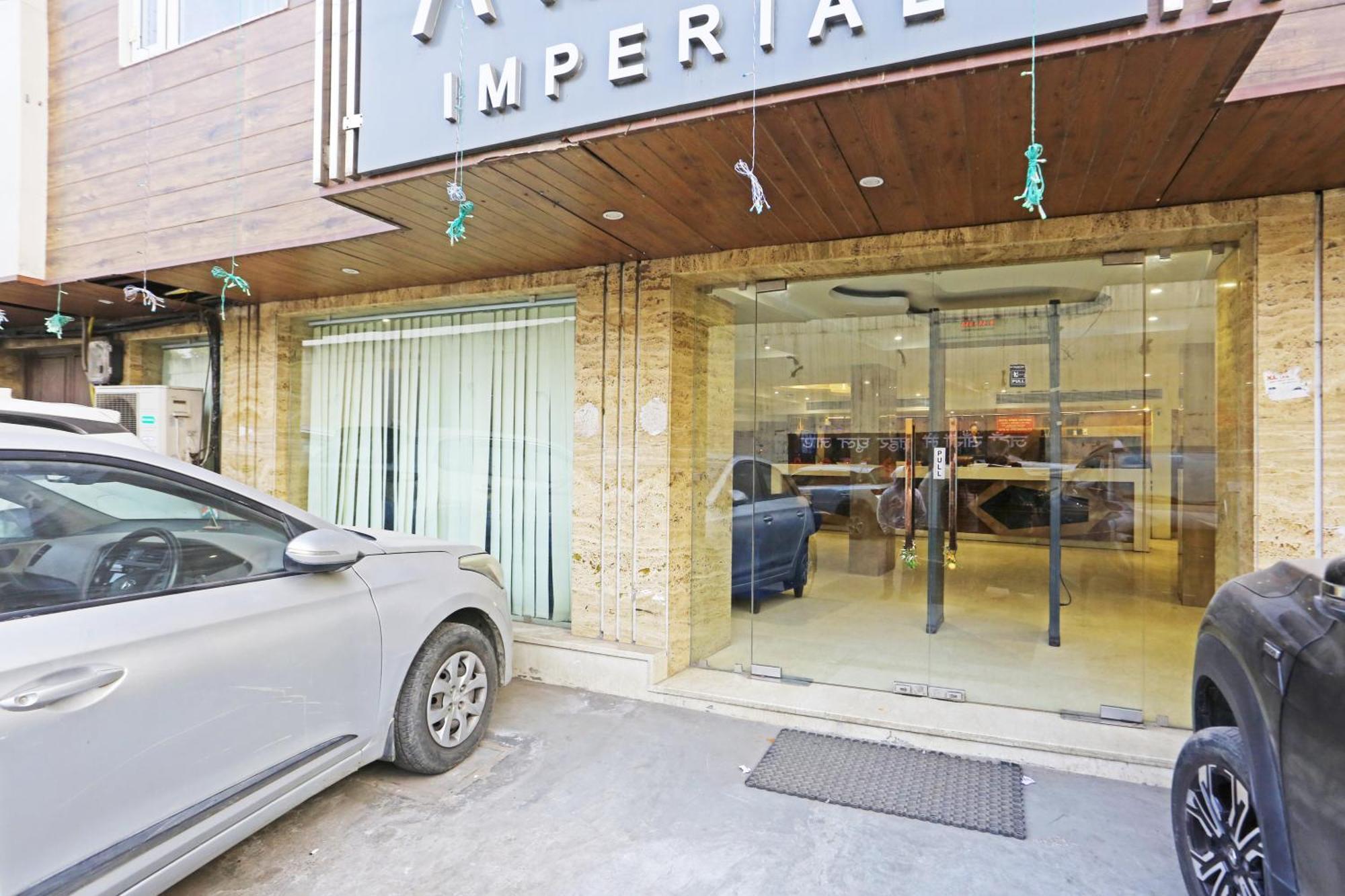 Hotel Aman Imperial Just A Minute Away From New Delhi Railway Station And Connaught Place Nova Deli Exterior foto