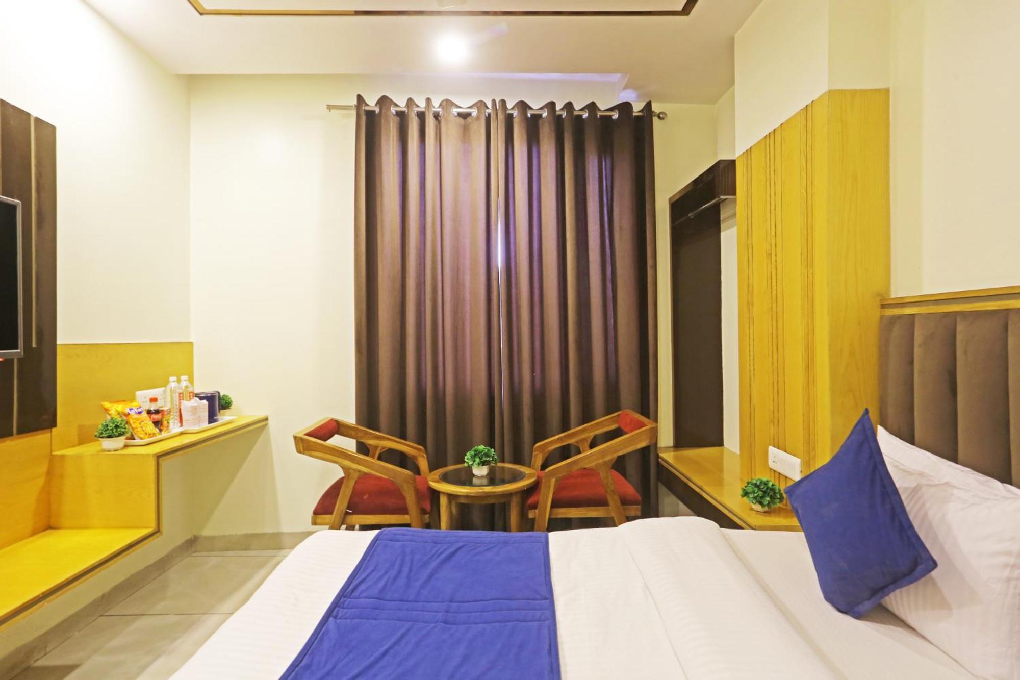 Hotel Aman Imperial Just A Minute Away From New Delhi Railway Station And Connaught Place Nova Deli Exterior foto