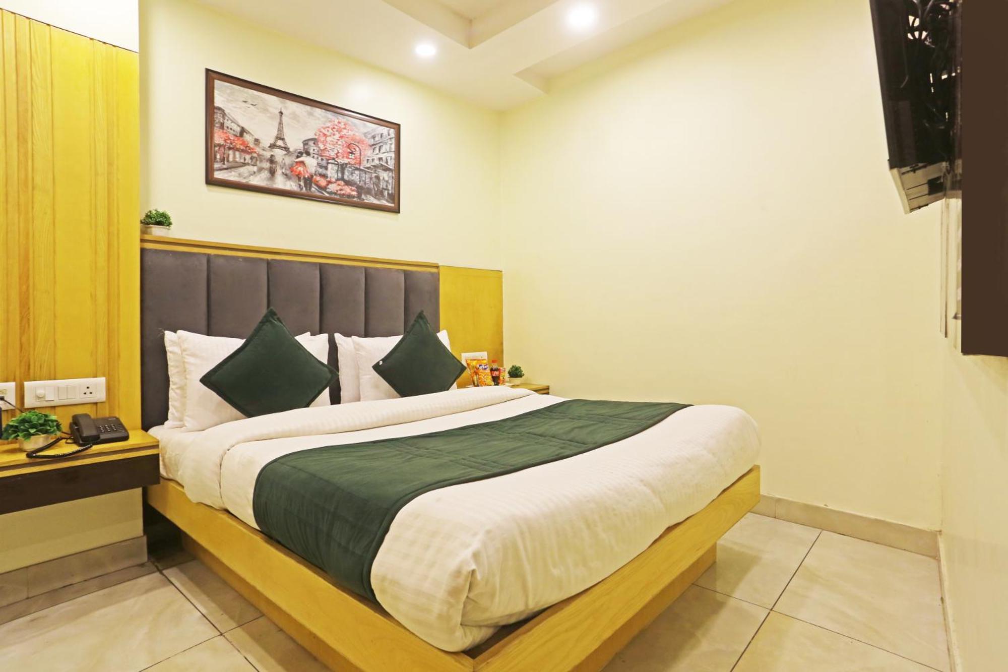 Hotel Aman Imperial Just A Minute Away From New Delhi Railway Station And Connaught Place Nova Deli Exterior foto