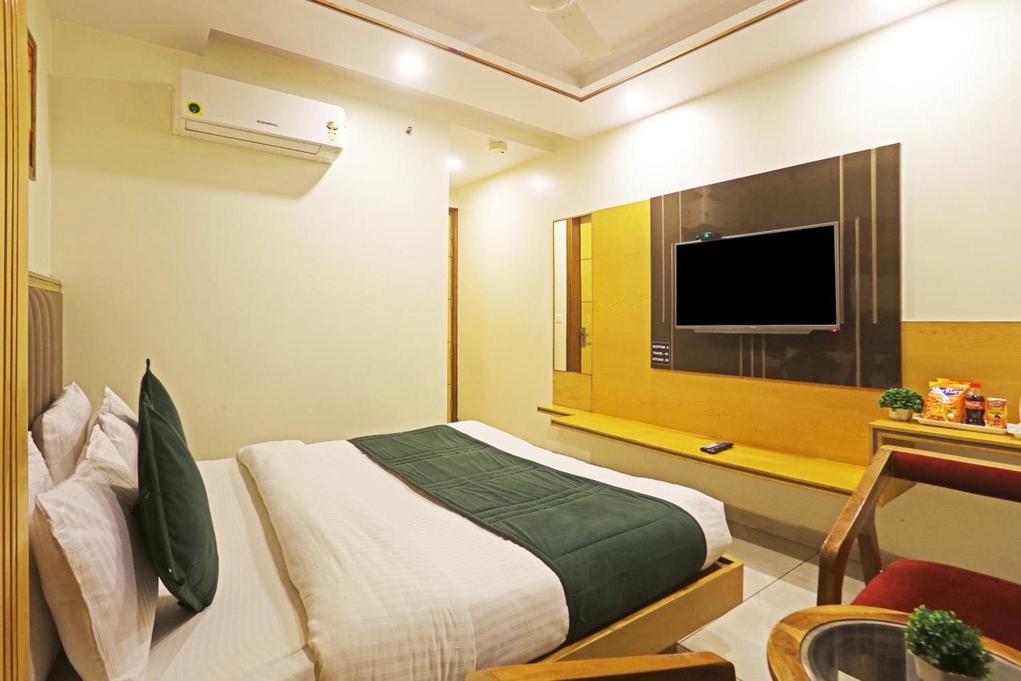 Hotel Aman Imperial Just A Minute Away From New Delhi Railway Station And Connaught Place Nova Deli Exterior foto